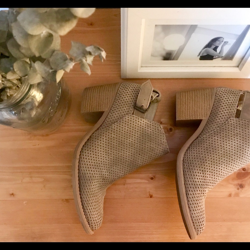 Taupe Heeled Booties